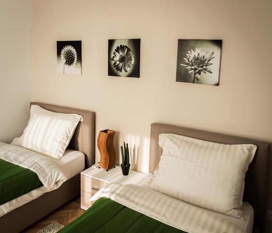 Apartment Admiral Belgrade Chambre photo