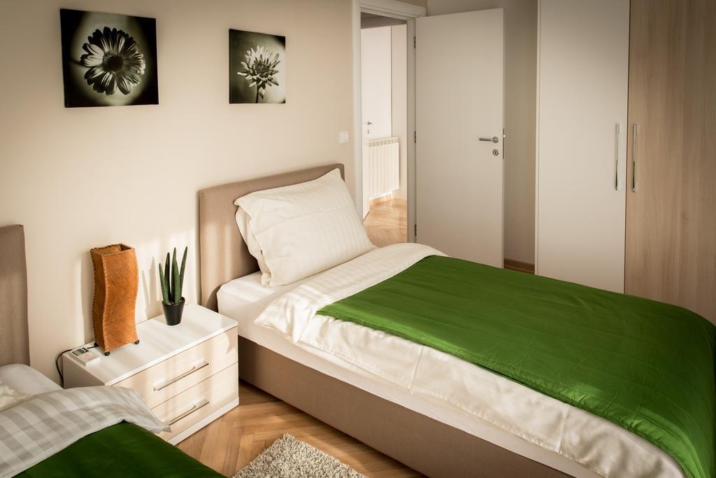 Apartment Admiral Belgrade Chambre photo
